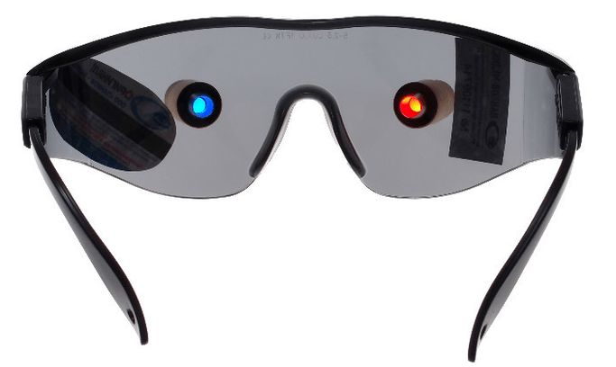 Lunettes de sport avec émetteurs LED pour améliorer la vision